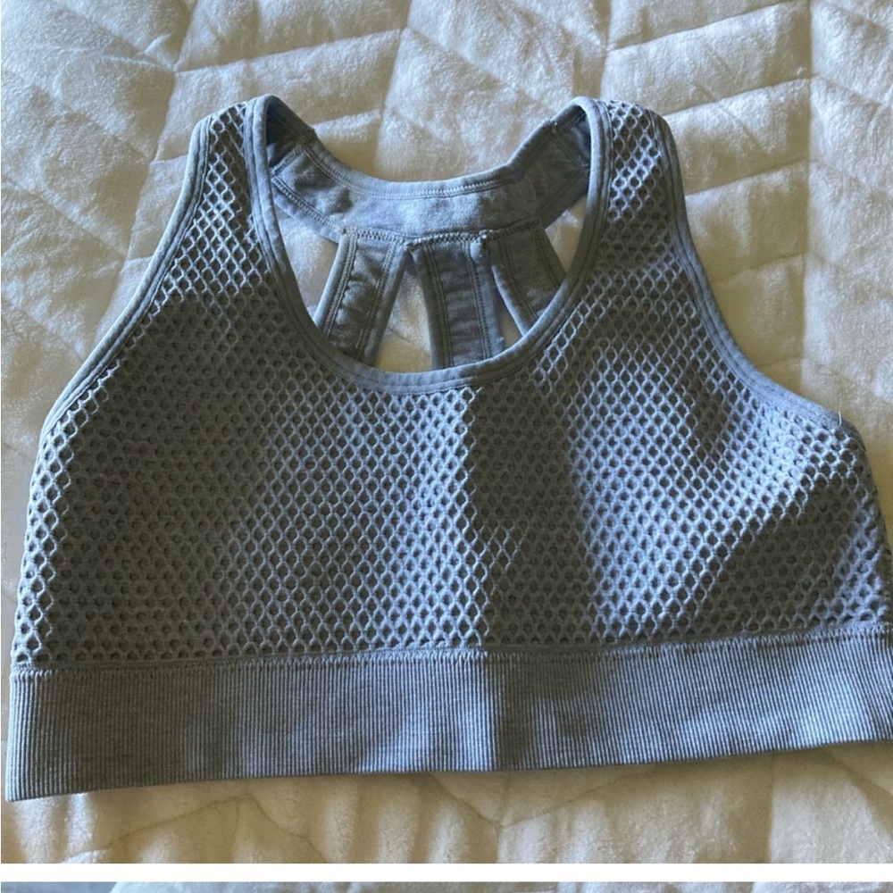 3 size medium sports bras